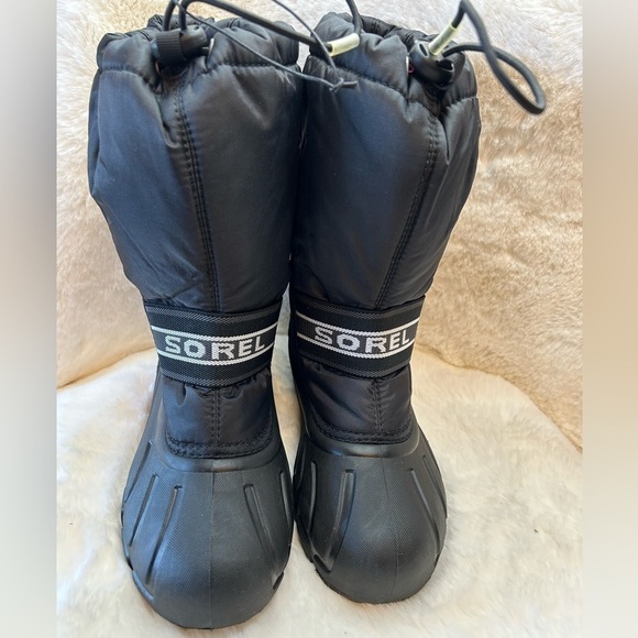 Sorel Chariot black insulated mid calf weather proof snow boots Sz-youth 4. D - Picture 4 of 14